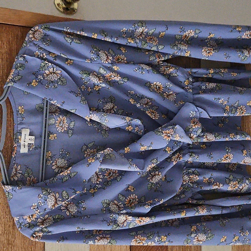 Max Studio Blue Floral Blouse